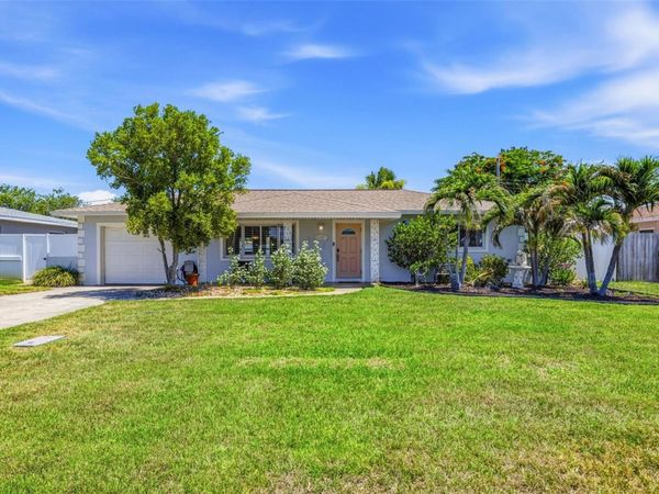 11407 61ST AVENUE , SEMINOLE, FL 33772