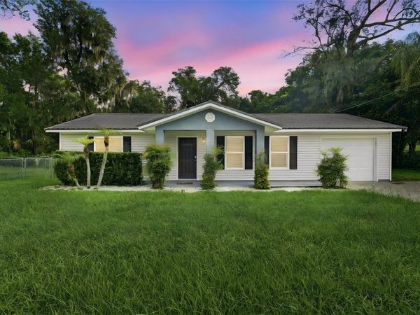 368 E CHELSEA STREET , DELAND, FL 32724