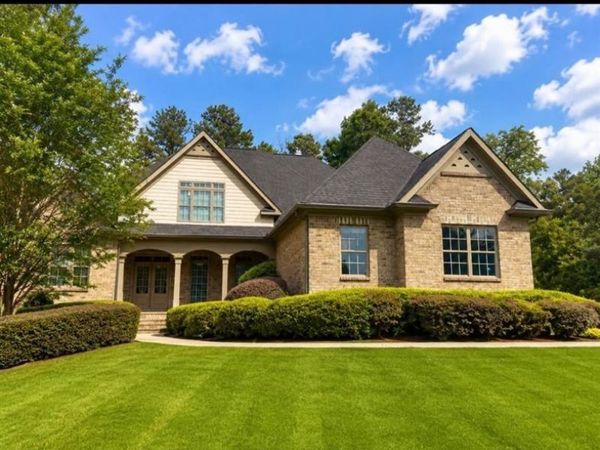 1409 River Haven Drive , Lawrenceville, GA 30045