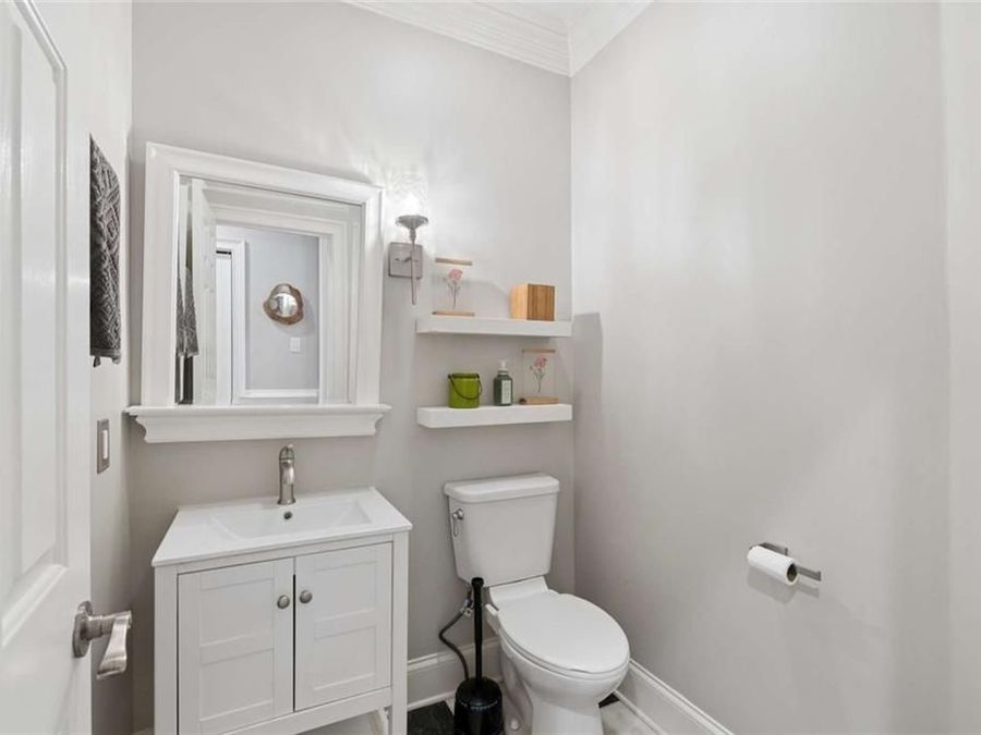 Property Image 32