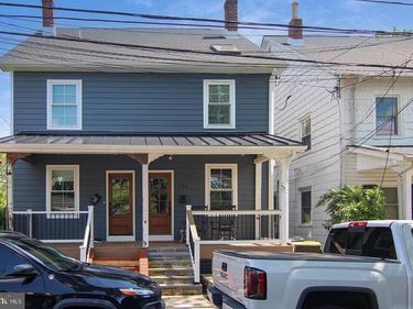 154 WOOD STREET, DOYLESTOWN, PA 18901