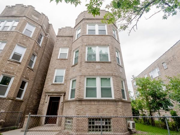 2433 W Fargo Avenue , Unit 3, Chicago, IL 60645
