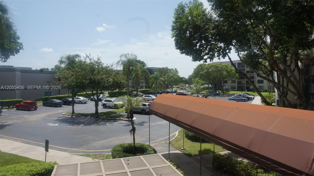 1100 Colony Point Cir , Unit 206, Pembroke Pines, FL 33026 Photo