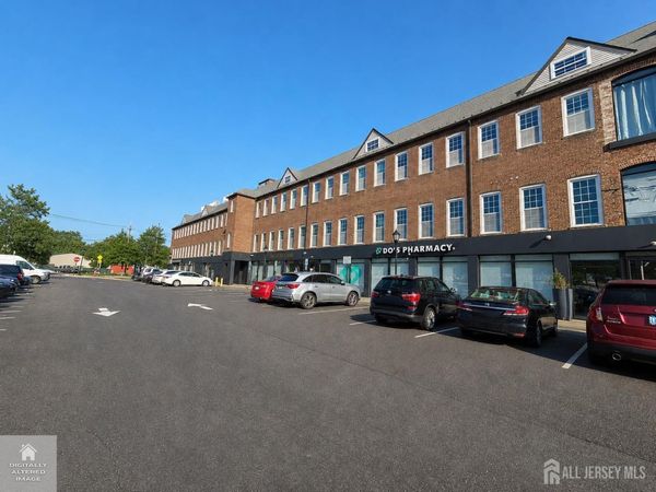 120 Georges Road , New Brunswick, NJ 08901