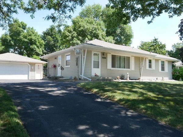 10717 Nord Avenue S, Bloomington, MN 55437