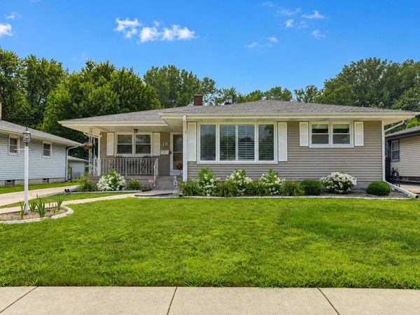18 Timrick Drive, Munster, IN 46321