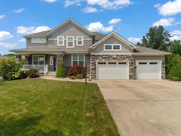98 Muirfield Drive, Valparaiso, IN 46385