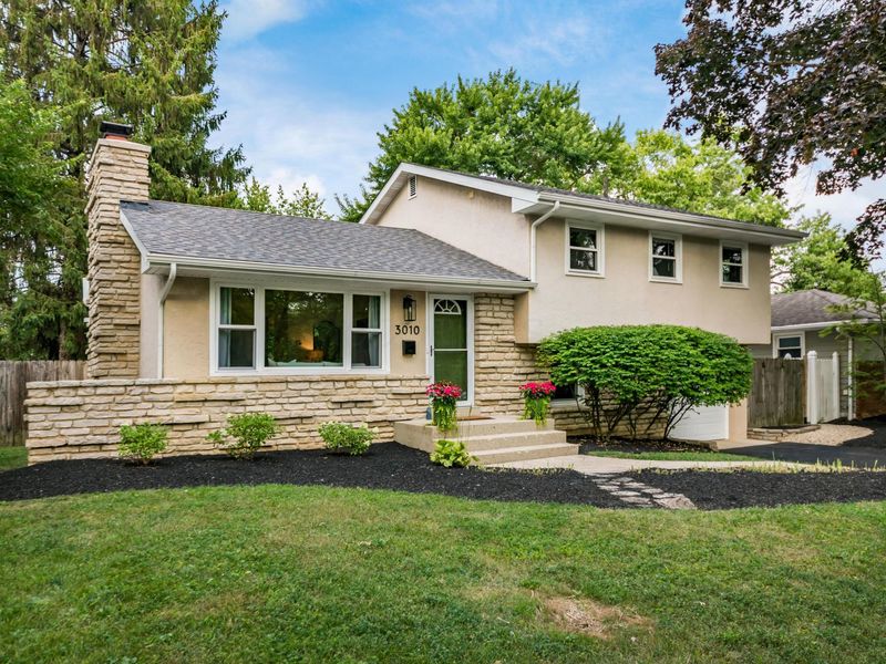 3010 Trentwood Road, Columbus, OH 43221 Photo 2