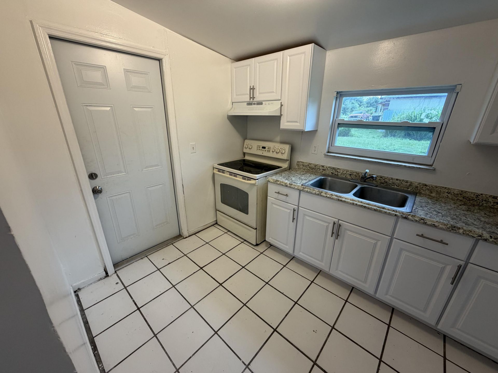 5001 Eastwood Drive, Unit A, Fort Pierce, FL 34951 Photo