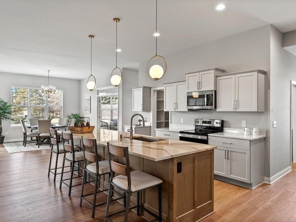 W214N4987 Casey COURT, Menomonee Falls, WI 53051
