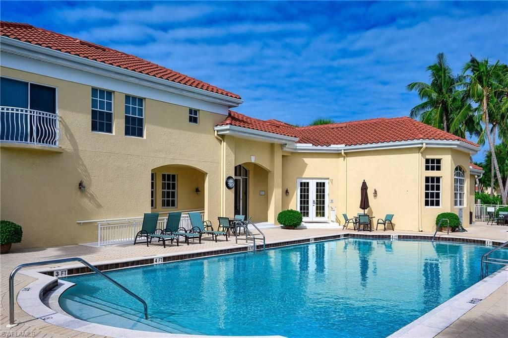 900 L Ambiance Cir, Unit 9-106, Naples, FL 34108 Photo
