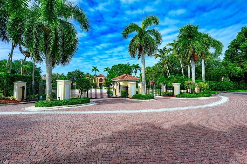 900 L Ambiance Cir, Unit 9-106, Naples, FL 34108 Photo