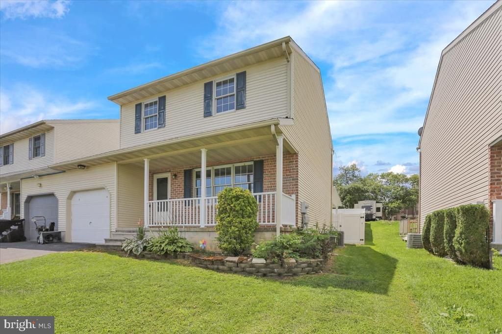 550 WYATT DRIVE, BLANDON, PA 19510