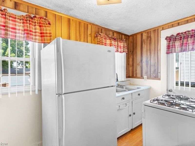 71 Elm Street, Struthers, OH 44471 Photo 15
