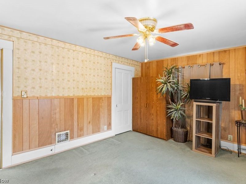 71 Elm Street, Struthers, OH 44471 Photo 20