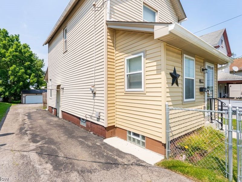 71 Elm Street, Struthers, OH 44471 Photo 24