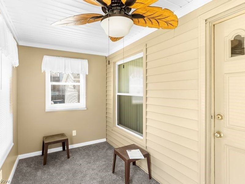 71 Elm Street, Struthers, OH 44471 Photo 8