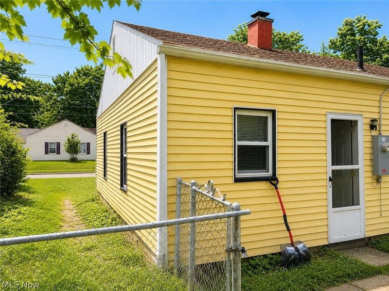 1294 Inman Street, Akron, OH 44306 Photo 17