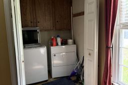 234 S Bull Street S photo 4