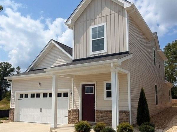 10302 Szalay Lane , Ashland, VA 23005