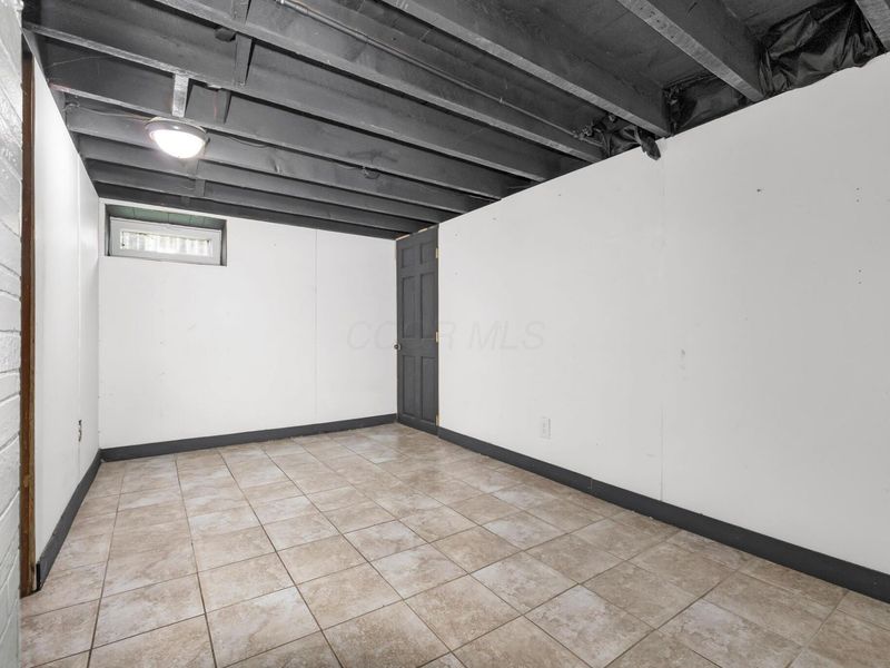 325 S Detroit Street , Bellefontaine, OH 43311 Photo 33