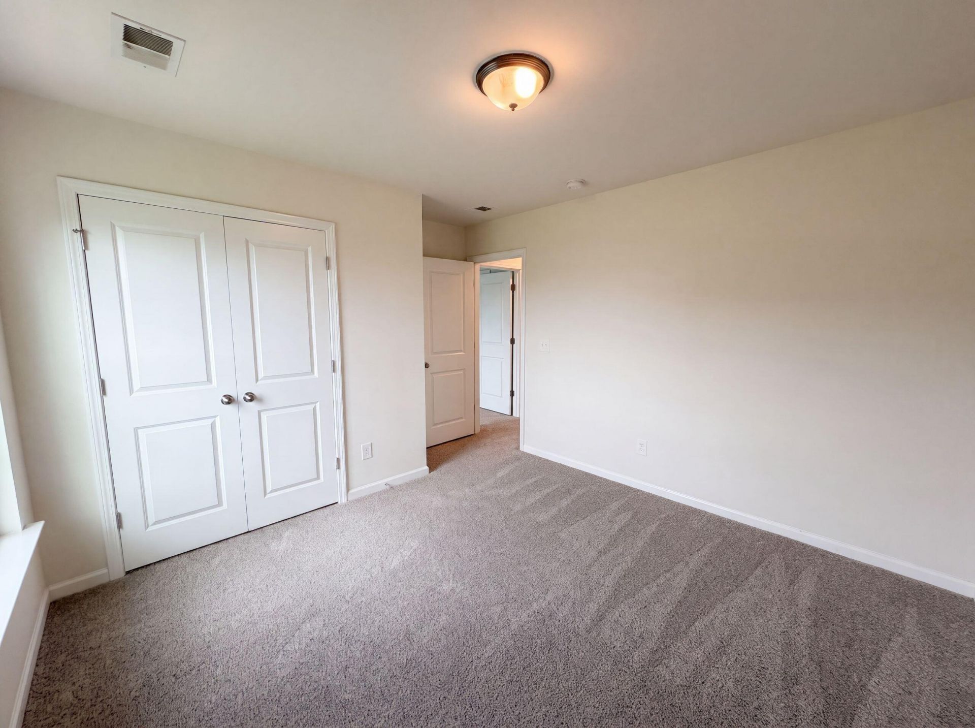 457 Stoney Field Drive Photo 4