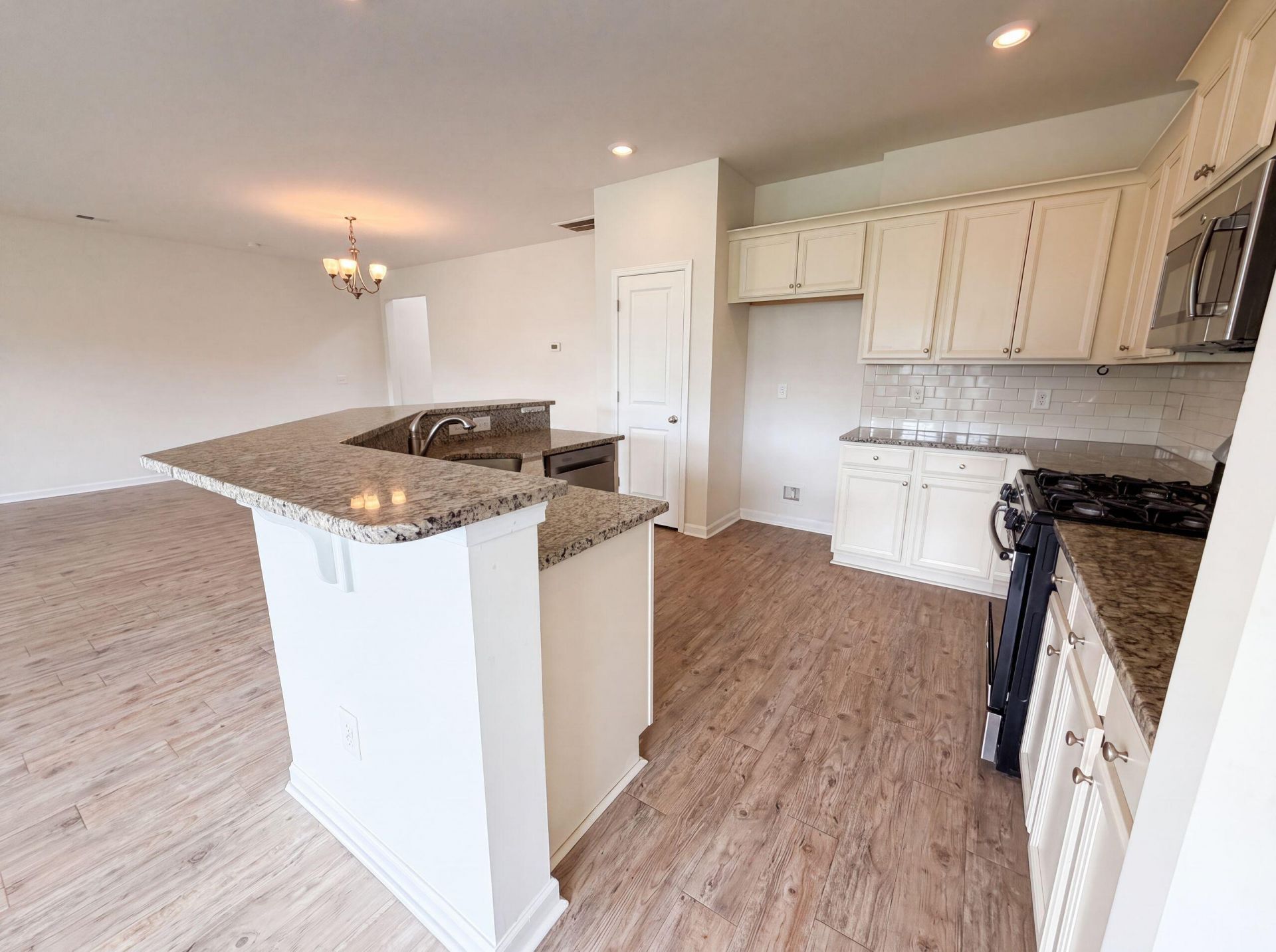 457 Stoney Field Drive Photo 7
