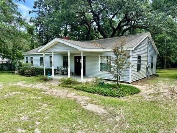 4611 Oak Ridge Road, Mobile, AL 36609