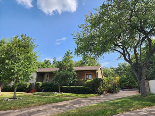 8601 Azalea TRL , Austin, TX 78759
