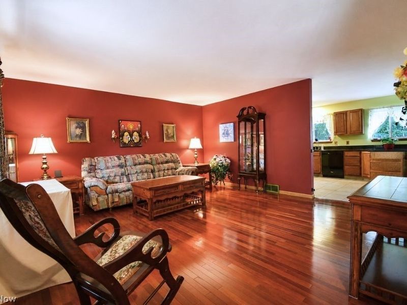 8252 Plains Road, Mentor, OH 44060 Photo 12