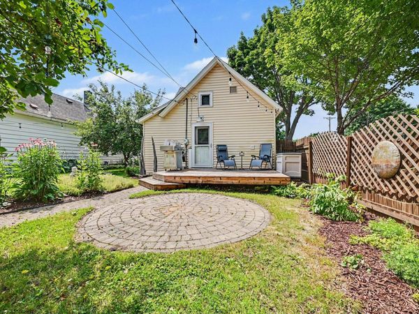 1260 Woodbridge Street, Saint Paul, MN 55117