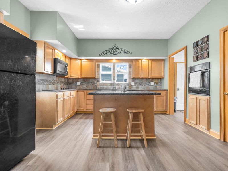 325 S Detroit Street, Bellefontaine, OH 43311 Photo 16