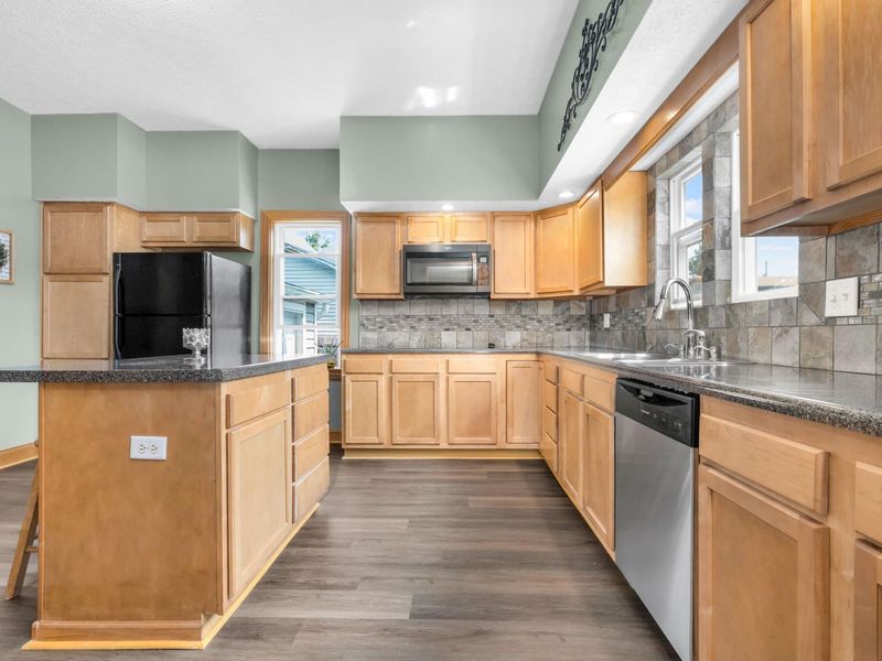 325 S Detroit Street, Bellefontaine, OH 43311 Photo 18