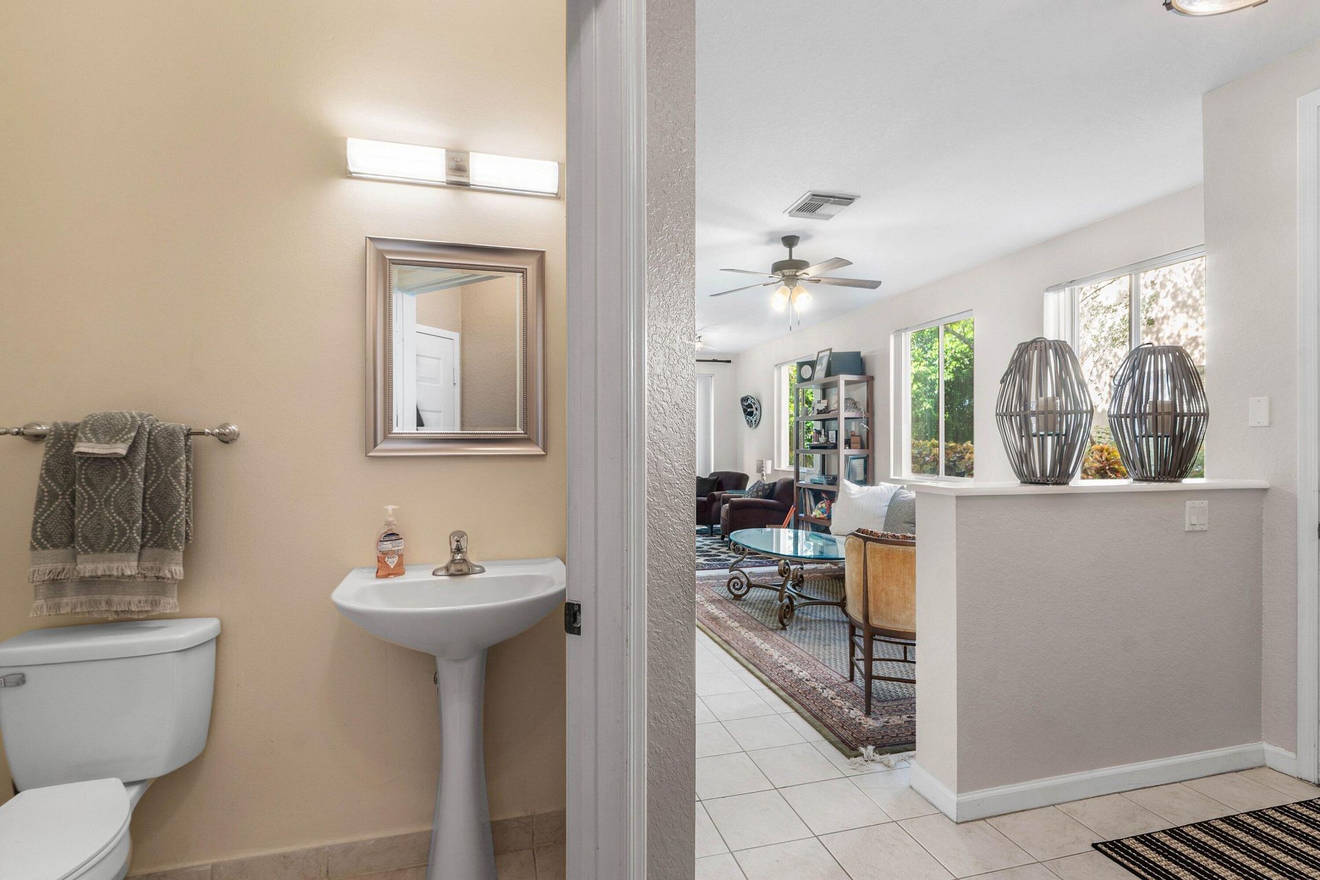 1808 Sonrisa Street, Riviera Beach, FL 33404 Photo