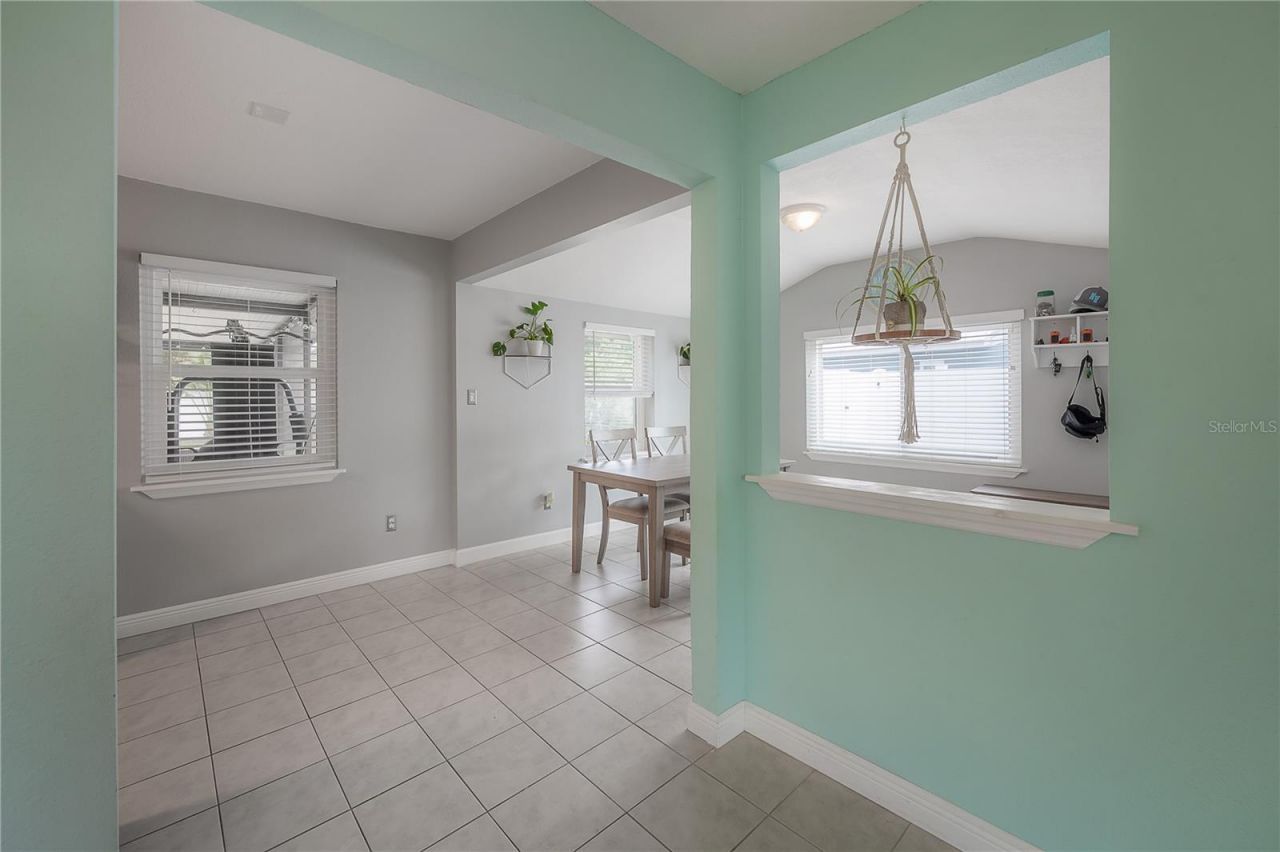 5937 13th Avenue N, Saint Petersburg, FL 33710 Photo