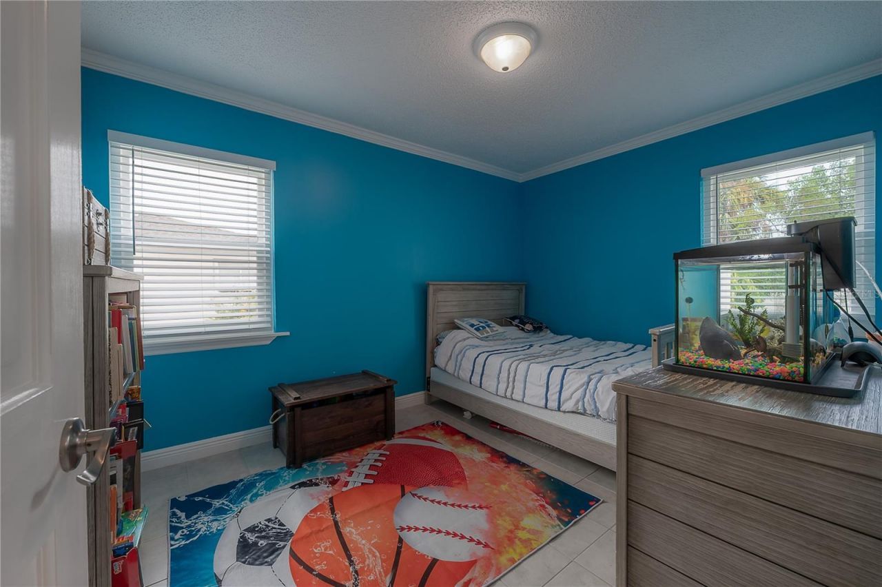5937 13th Avenue N, Saint Petersburg, FL 33710 Photo