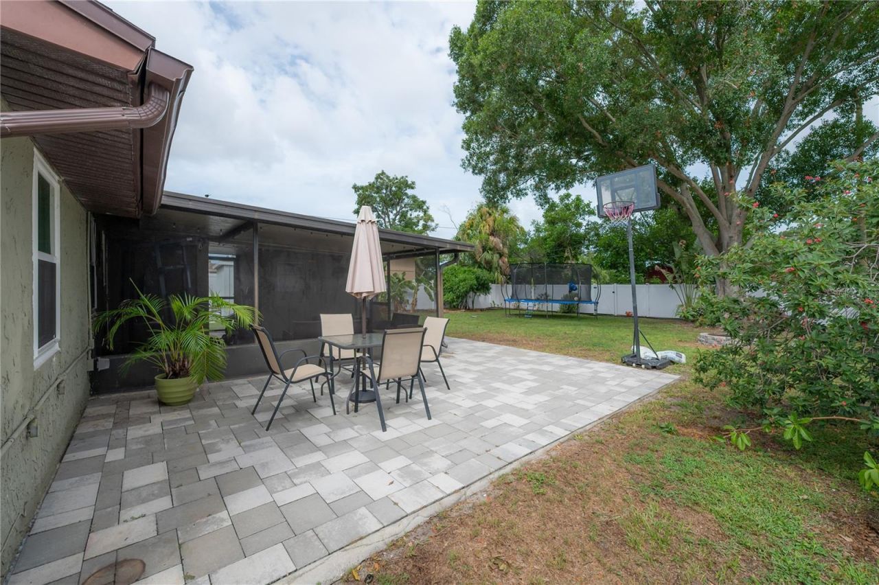 5937 13th Avenue N, Saint Petersburg, FL 33710 Photo