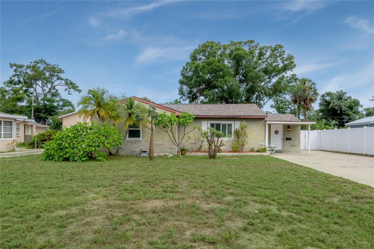 5937 13th Avenue N, Saint Petersburg, FL 33710 Photo