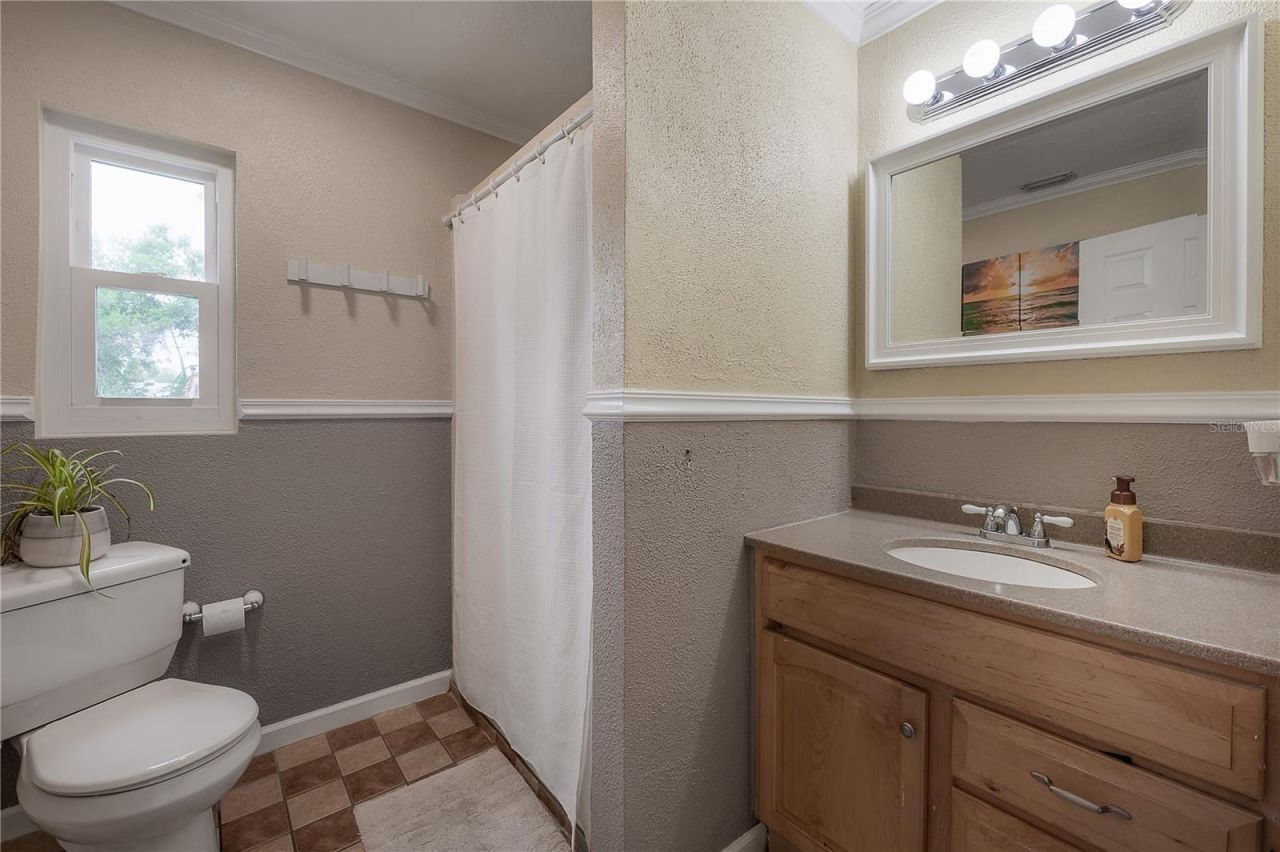 5937 13th Avenue N, Saint Petersburg, FL 33710 Photo