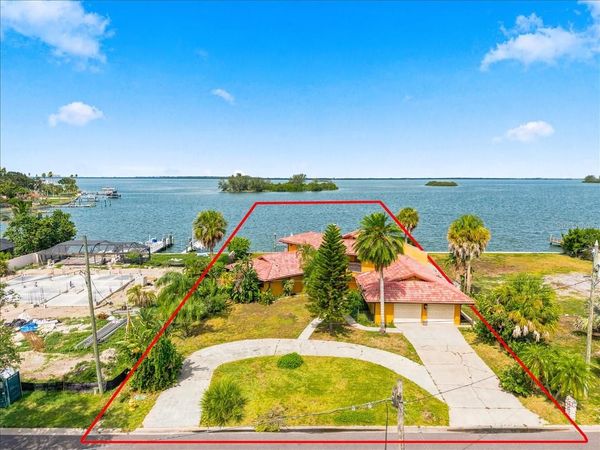 111 SHORE DRIVE , DUNEDIN, FL 34698