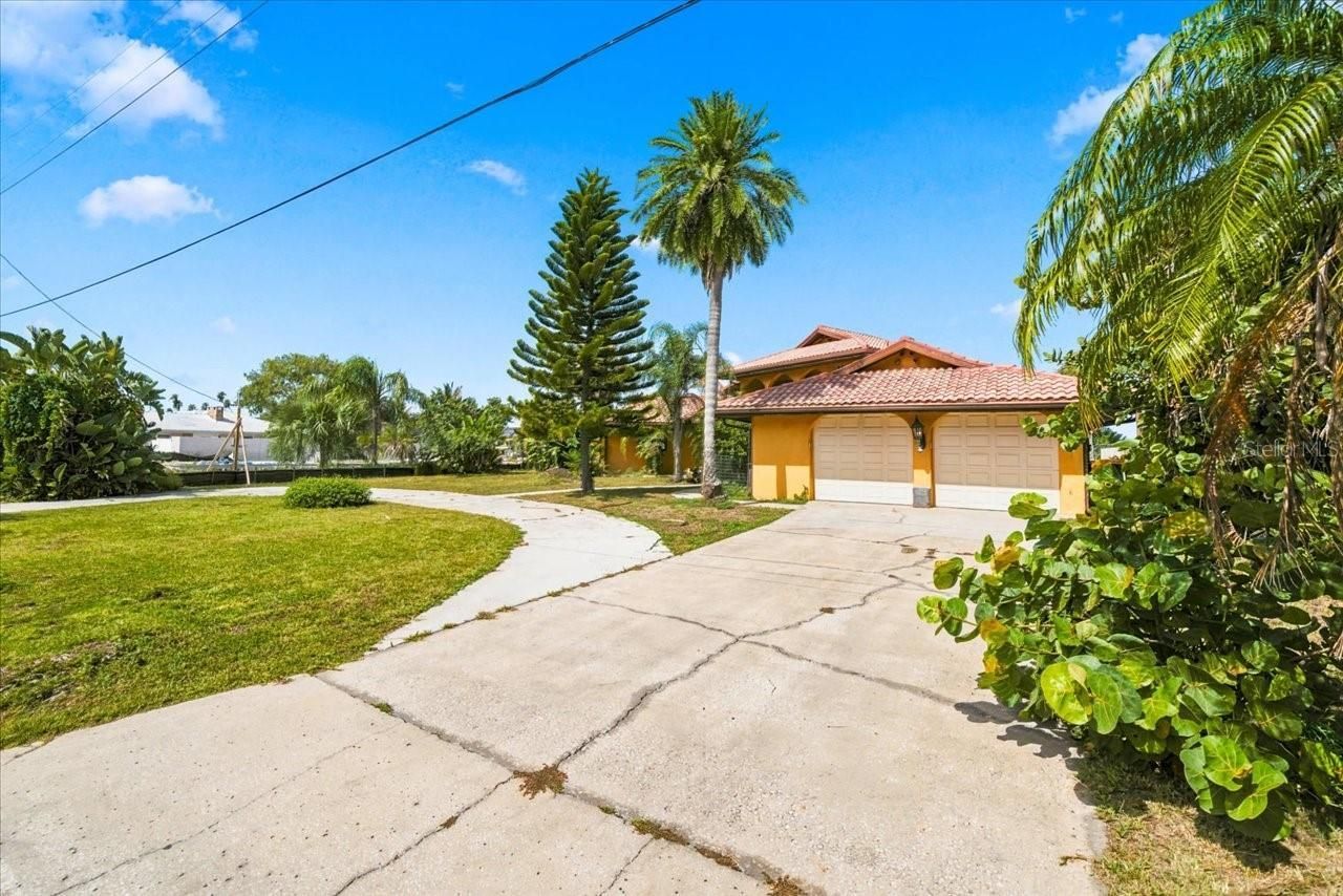 111 Shore Drive, Dunedin, FL 34698 Photo