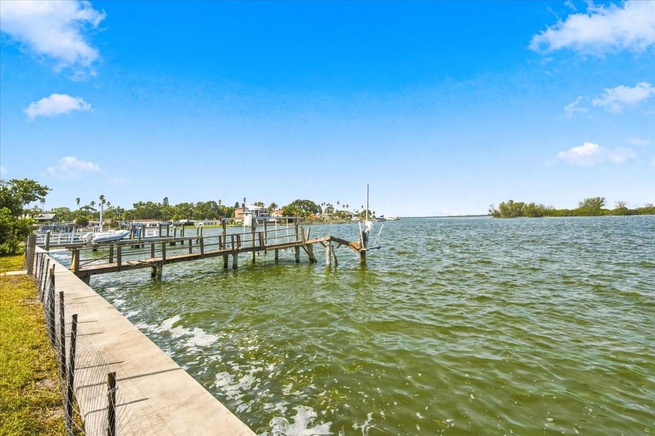 111 Shore Drive, Dunedin, FL 34698 Photo