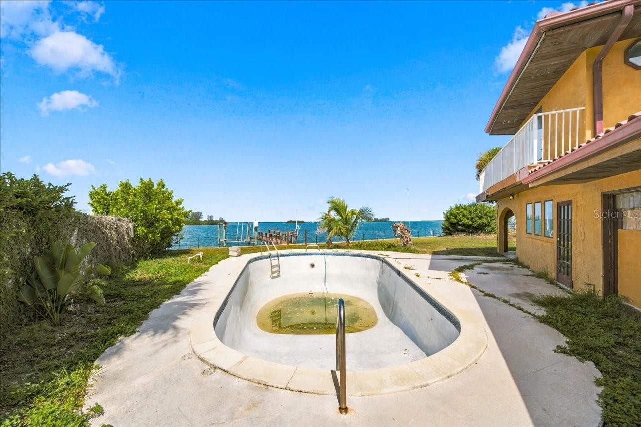 111 Shore Drive, Dunedin, FL 34698 Photo