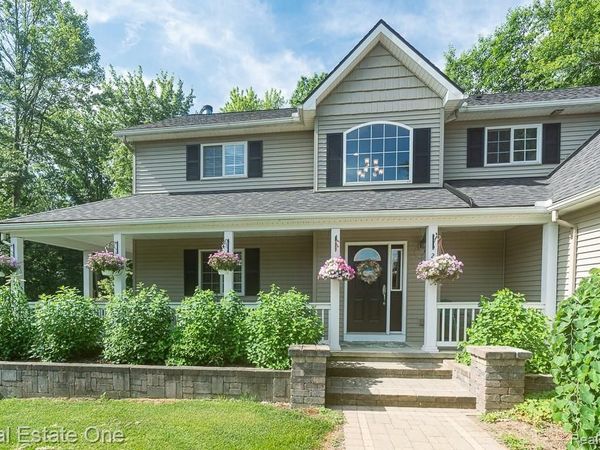 2691 Fox Cove, Addison Township, Mi 48370