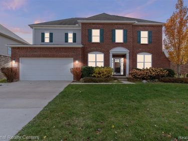 17632 Goldeneye Drive, Clinton Twp, MI 48038