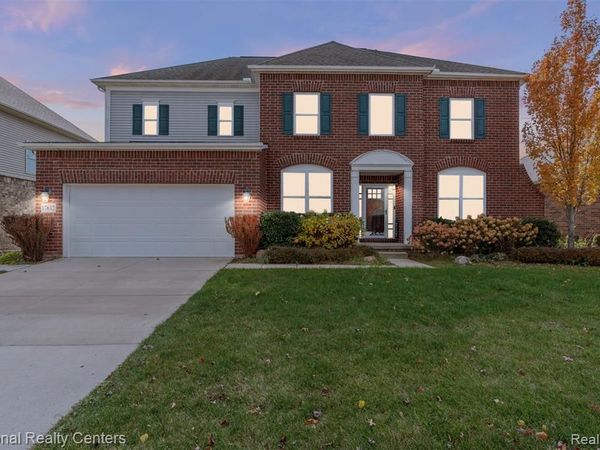 17632 Goldeneye Drive, Clinton Twp, MI 48038
