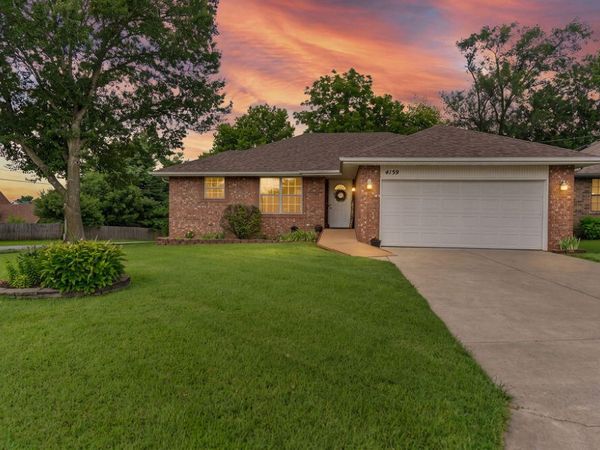 4159 S Oak Avenue , Springfield, MO 65804