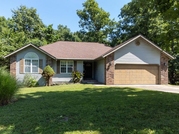 111 Hidden Valley Drive , Strafford, MO 65757