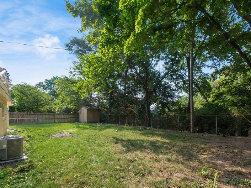 769 Harley Drive , Columbus, OH 43202 Photo 18