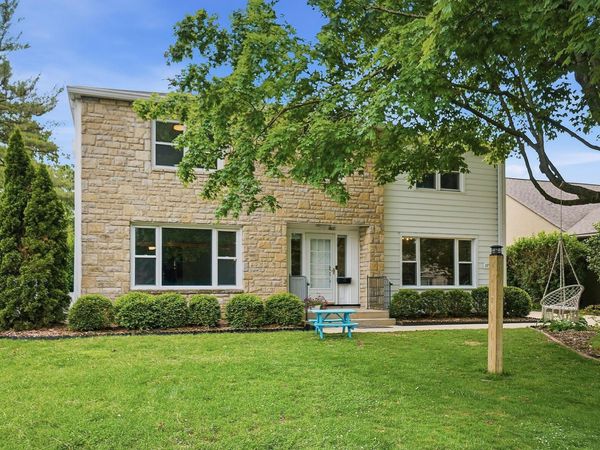 2759 Plymouth Avenue , Bexley, OH 43209